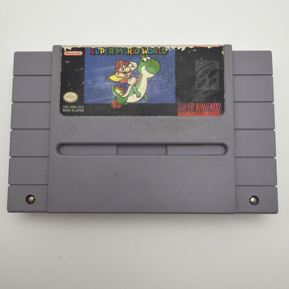 Super Mario World Nintendo SNES Game Cartridge SNS-MW-USA Authentic Yoshi